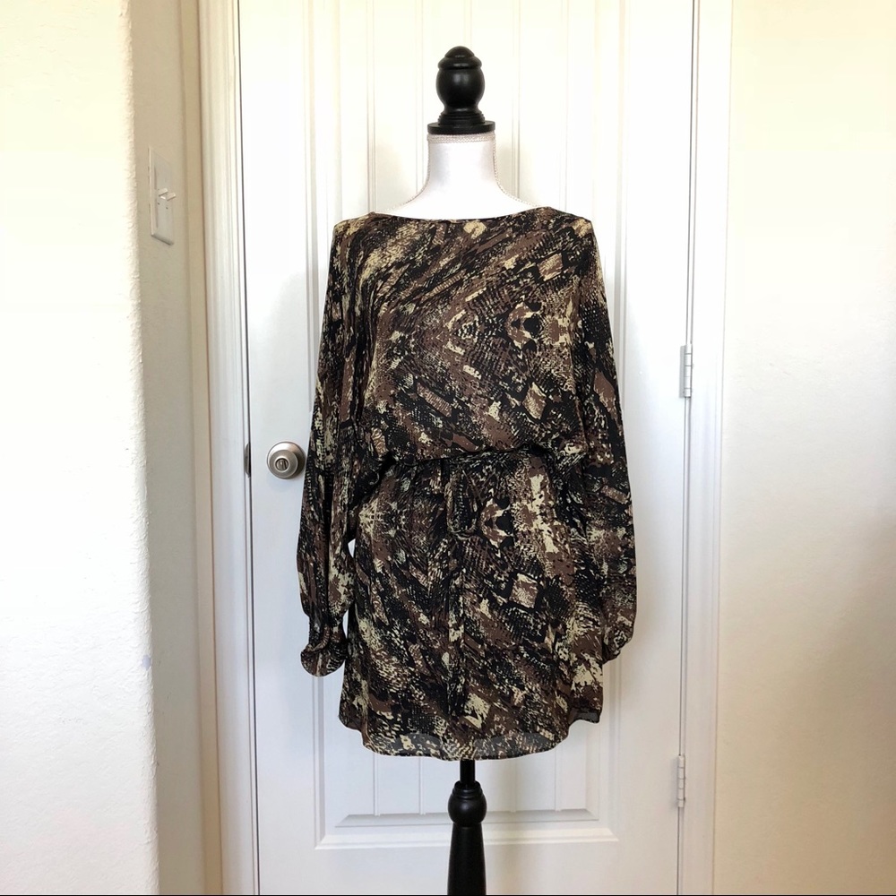 ‼️Price Drop‼️ Parker silk print dolman dress